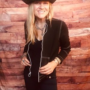 Barbara Lesser Fibers crop canvas jacket.